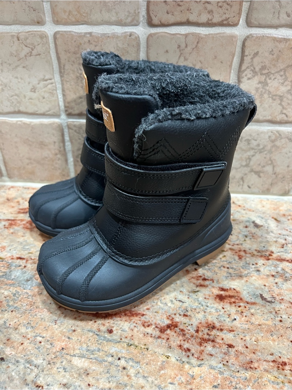 Cat & Jack Black Kids' Insulated Snow Boots